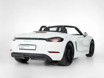 PORSCHE 718 Boxster - CarPlay - Navi - ACC - Lederpaket