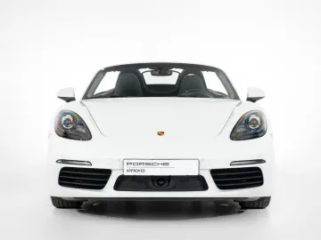 PORSCHE 718 Boxster - CarPlay - Navi - ACC - Lederpaket