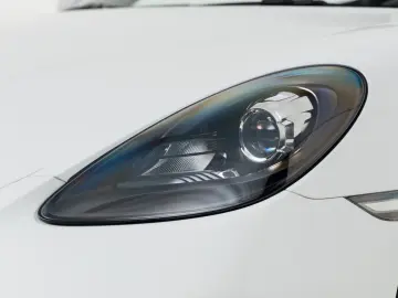PORSCHE 718 Boxster - CarPlay - Navi - ACC - Lederpaket