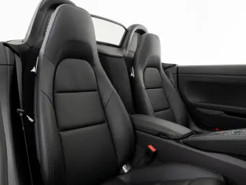 PORSCHE 718 Boxster - CarPlay - Navi - ACC - Lederpaket