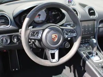 PORSCHE Boxster GTS 4.0  Abstandstempomat  Parkassistent