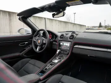PORSCHE 718 Boxster GTS 4.0 APPROVED BOSE