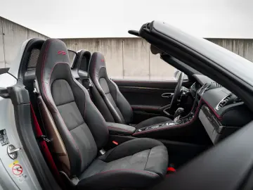 PORSCHE 718 Boxster GTS 4.0 APPROVED BOSE