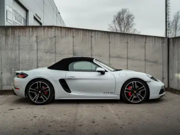 PORSCHE 718 Boxster GTS 4.0 APPROVED BOSE
