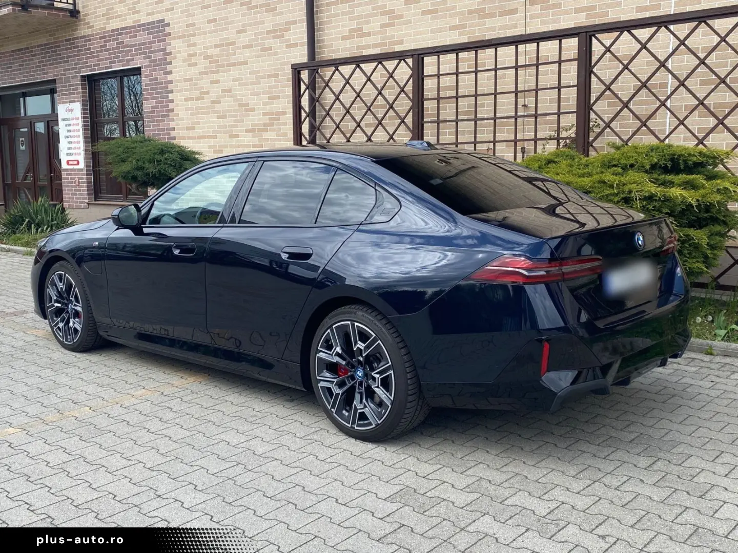 BMW 550e xDrive MSportPRO Bowers AHK EU-Car