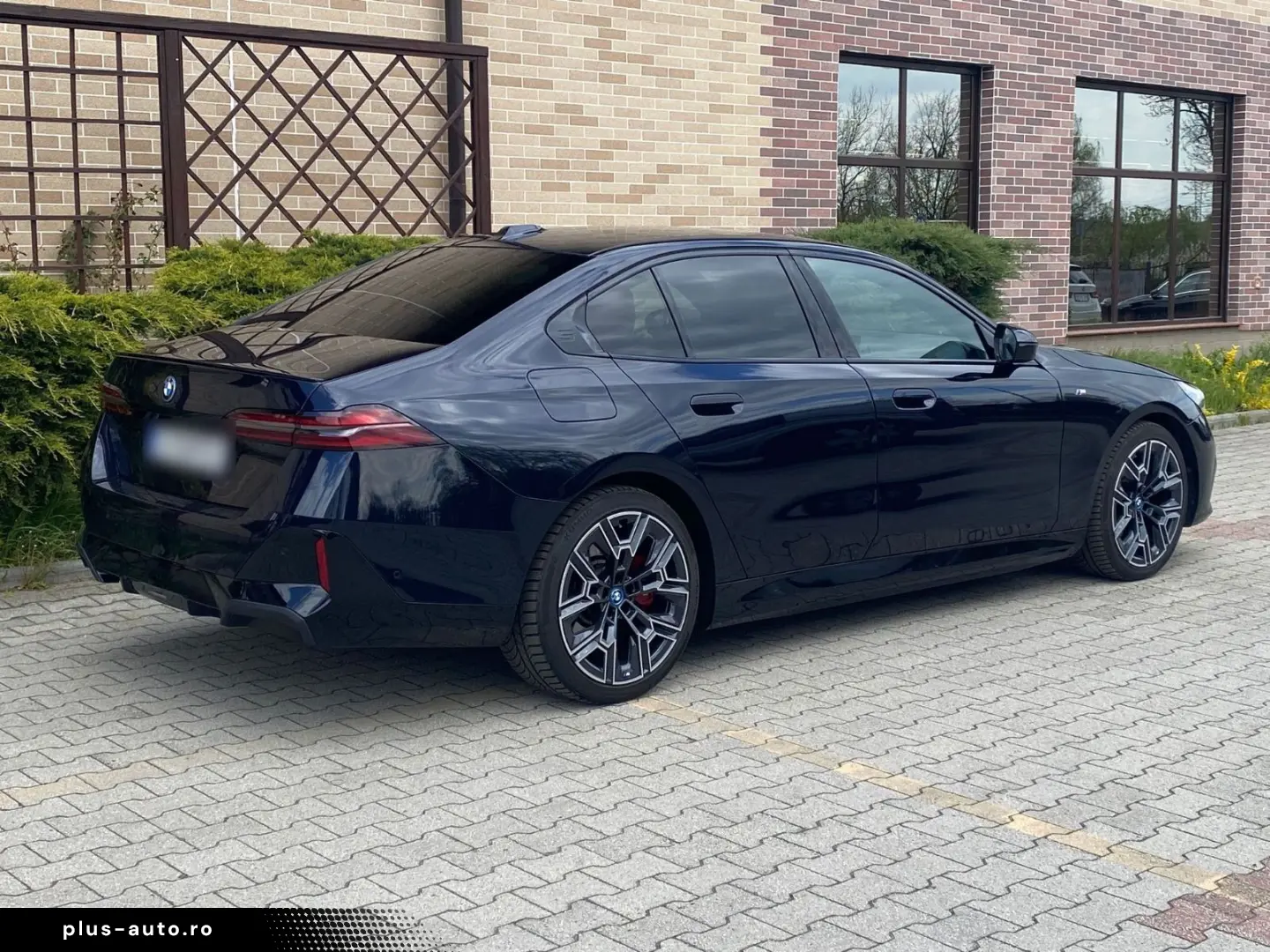 BMW 550e xDrive MSportPRO Bowers AHK EU-Car