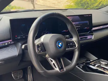 BMW 550e xDrive MSportPRO Bowers AHK EU-Car