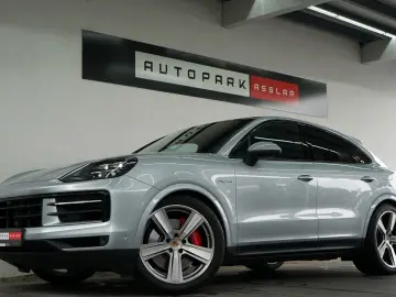 PORSCHE Cayenne Coupe S E-Hybrid HA-Lenkung InnoDriv 18W