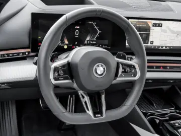 BMW 550e xDrive M SPORT HuD H K AHK DA PROF 360