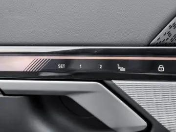 BMW 550e xDrive M SPORT HuD H K AHK DA PROF 360
