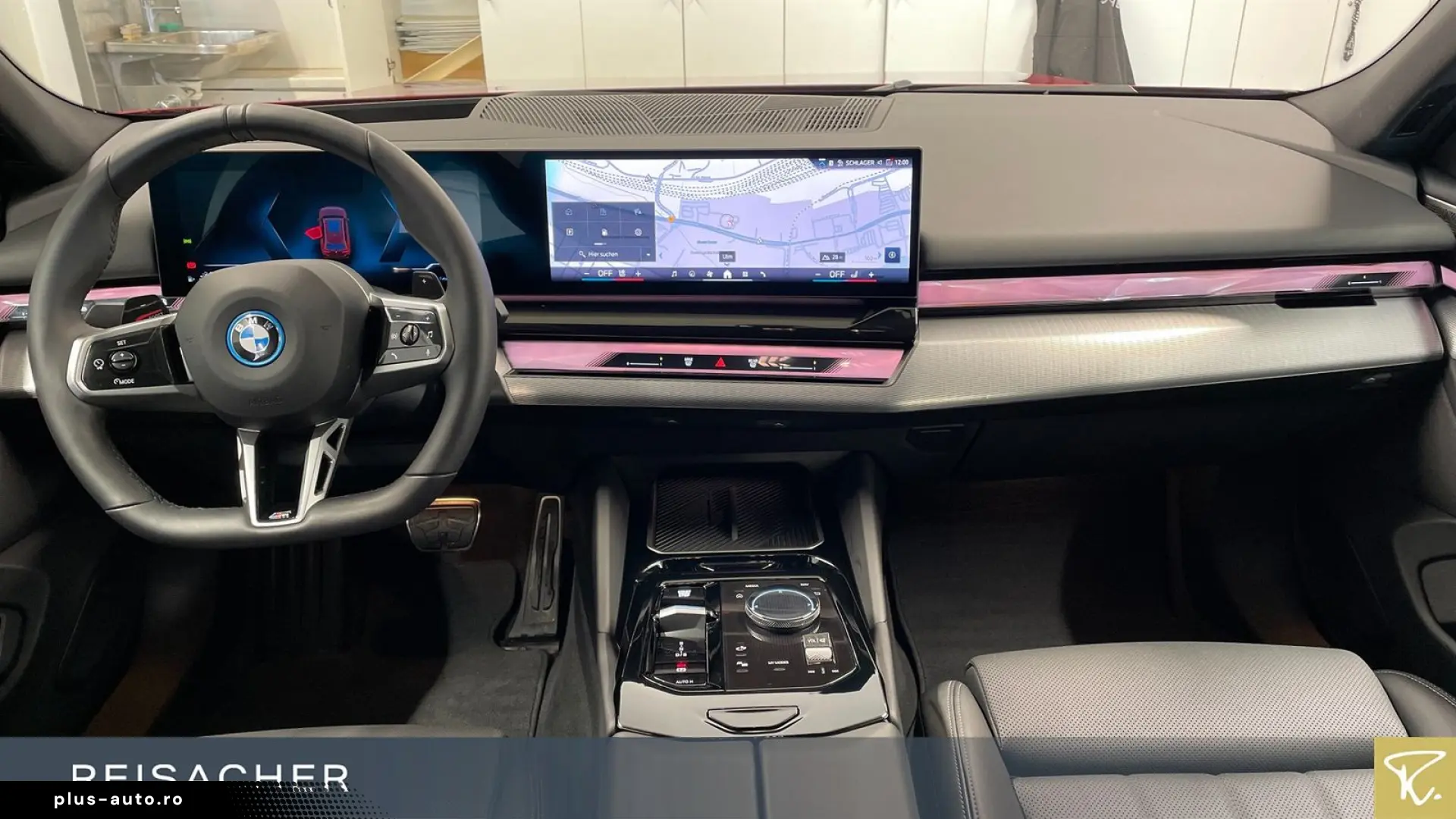 BMW 550e xDrive Tou M-Sport AHK LCPro ACCPro HUD 19