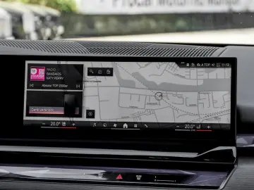 BMW 550e xDrive M SPORT PRO B&W AHK PANO DA PROF 360