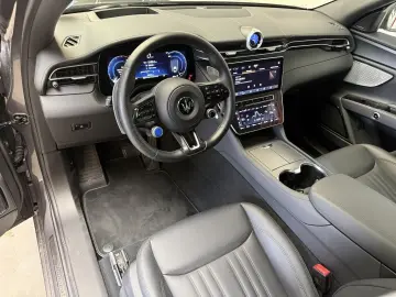 MASERATI Grecale 2.0 Mi-Hybr. AWD GT MATRIX HUD PANO LEDE