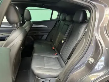 MASERATI Grecale 2.0 Mi-Hybr. AWD GT MATRIX HUD PANO LEDE