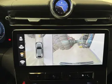 MASERATI Grecale 2.0 Mi-Hybr. AWD GT MATRIX HUD PANO LEDE