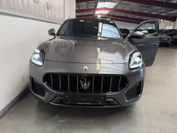 MASERATI Grecale 2.0 Mi-Hybr. AWD GT MATRIX HUD PANO LEDE