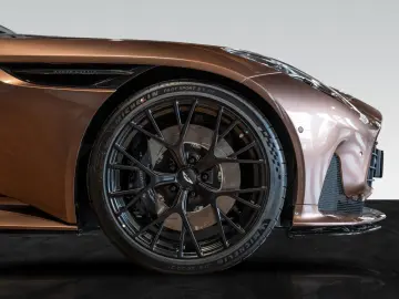 ASTON MARTIN DB12 Coupe   Bowers & Wilkins   Magneto Bronze