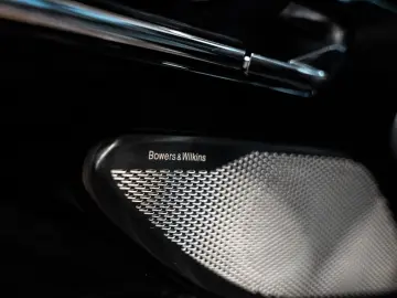ASTON MARTIN DB12 Coupe   Bowers & Wilkins   Magneto Bronze