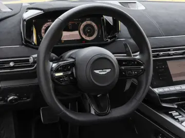 ASTON MARTIN Vanquish Coupe