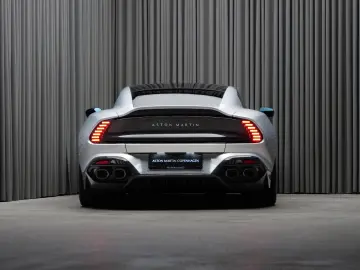 ASTON MARTIN Vanquish