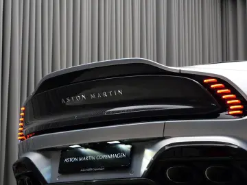 ASTON MARTIN Vanquish
