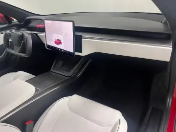 TESLA Model S Plaid  FSD  Carbon  21