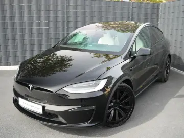 TESLA Model X PLAID 1020PS TRI-MOTOR AWD PREMIUM 6SITZ