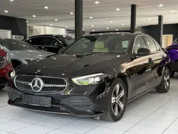 MERCEDES-BENZ C 200d Avantgarde LEDER KAMERA AHK CARPLAY LED