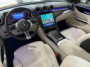 MERCEDES-BENZ C 200d Avantgarde LEDER KAMERA AHK CARPLAY LED