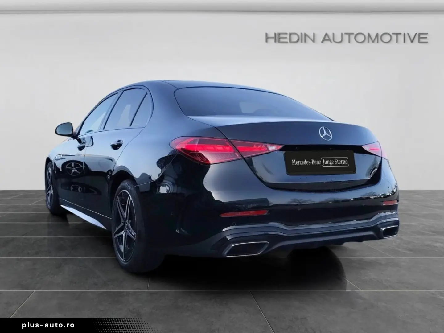 MERCEDES-BENZ C 200 AMG NIGHT DISTR MBUX SHZ LEDER KAM DAB