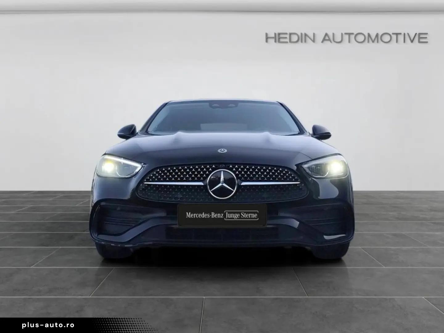 MERCEDES-BENZ C 200 AMG NIGHT DISTR MBUX SHZ LEDER KAM DAB