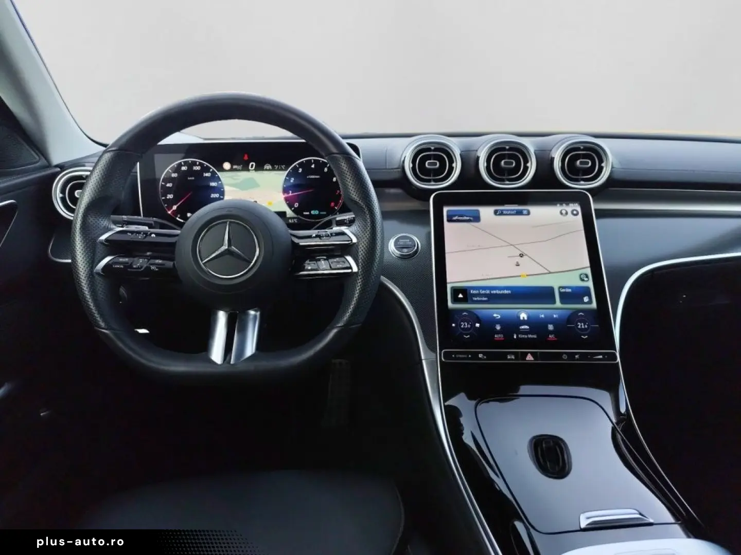 MERCEDES-BENZ C 200 AMG NIGHT DISTR MBUX SHZ LEDER KAM DAB
