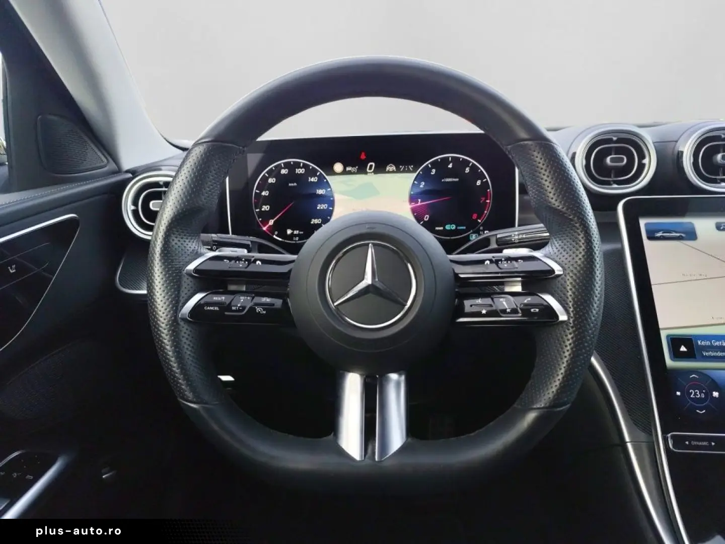 MERCEDES-BENZ C 200 AMG NIGHT DISTR MBUX SHZ LEDER KAM DAB