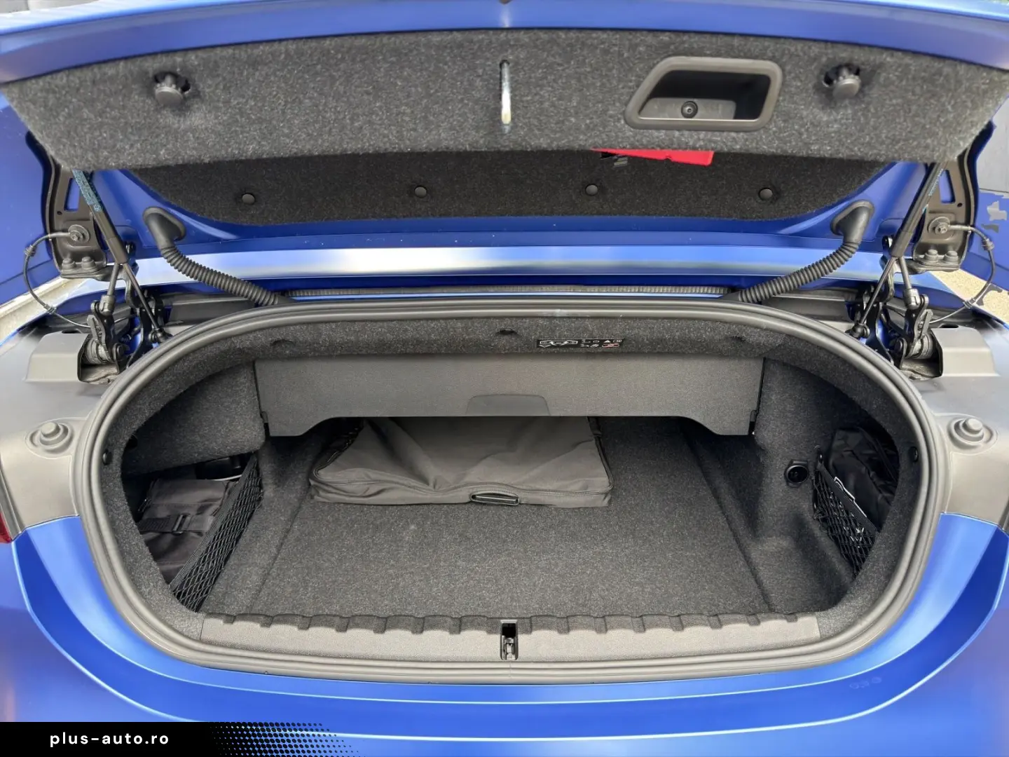 BMW M4 Cabrio xD Competition Harman HUD Carbon