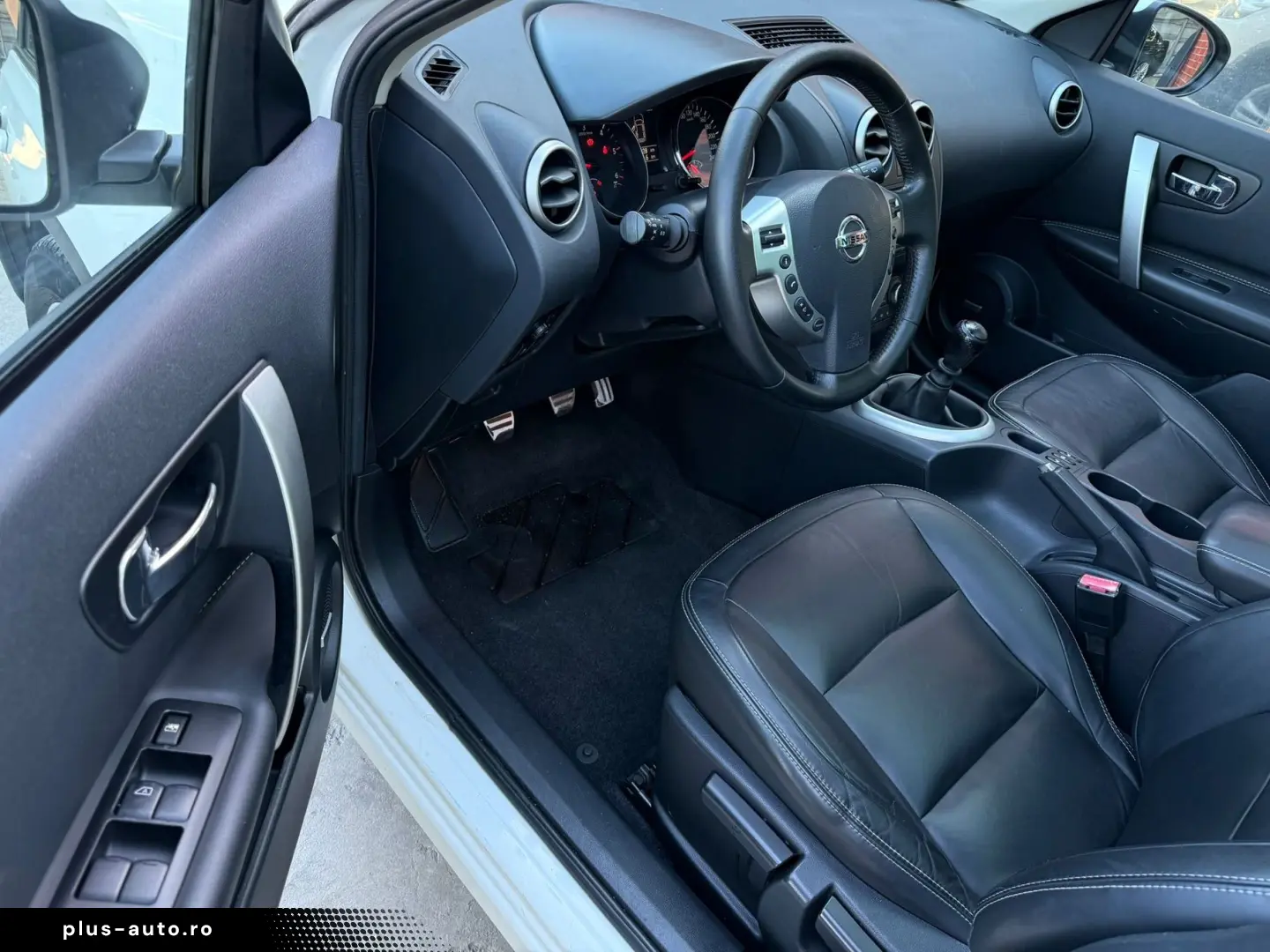 Nissan Qashqai-2