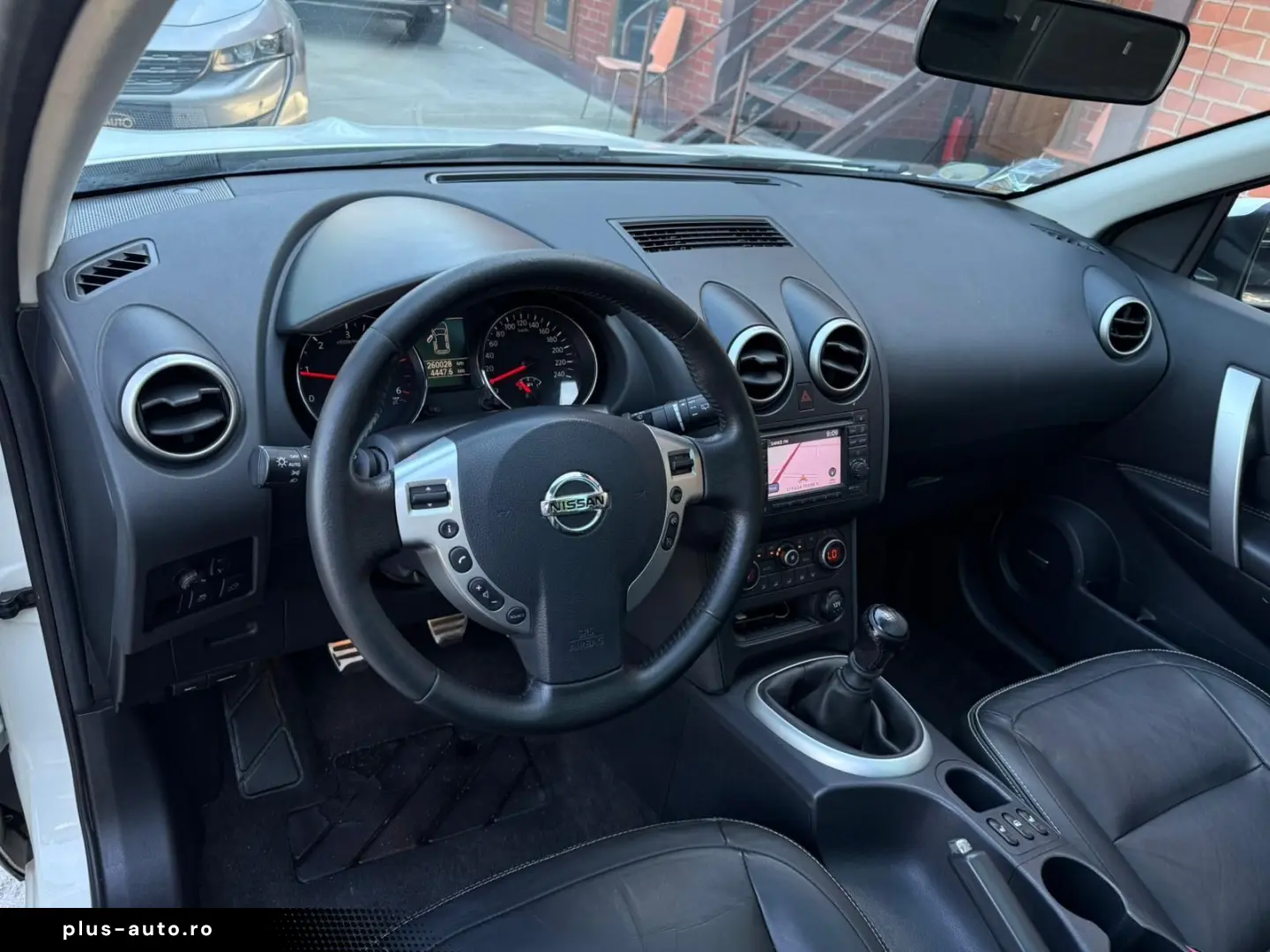Nissan Qashqai-2