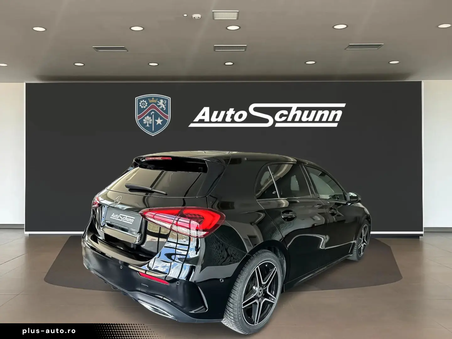 Mercedes-Benz A-220