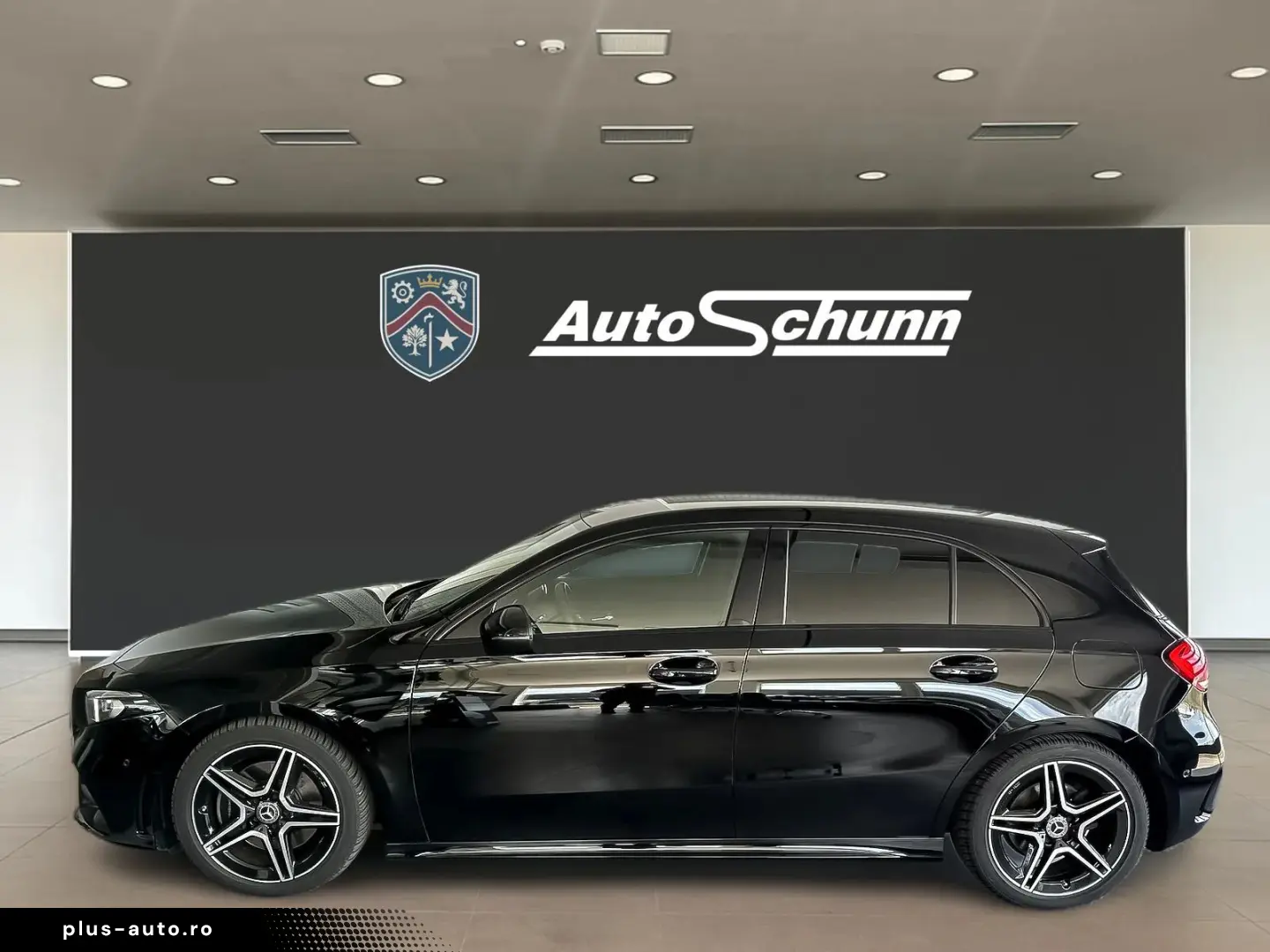Mercedes-Benz A-220