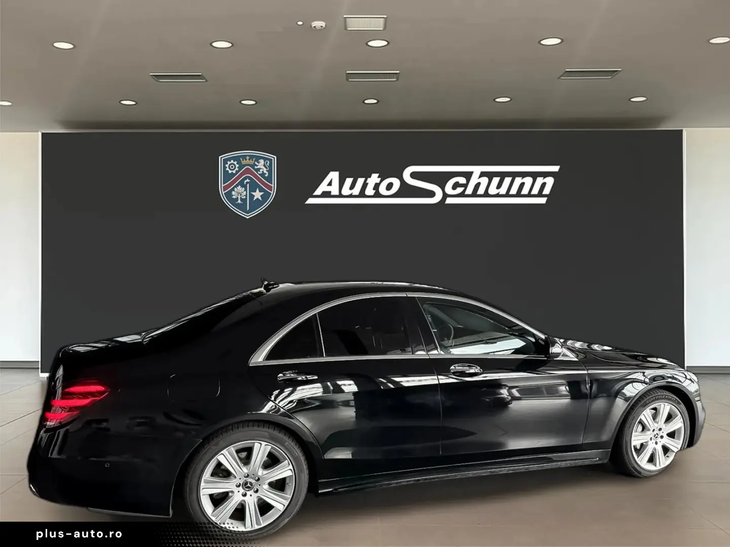 Mercedes-Benz S