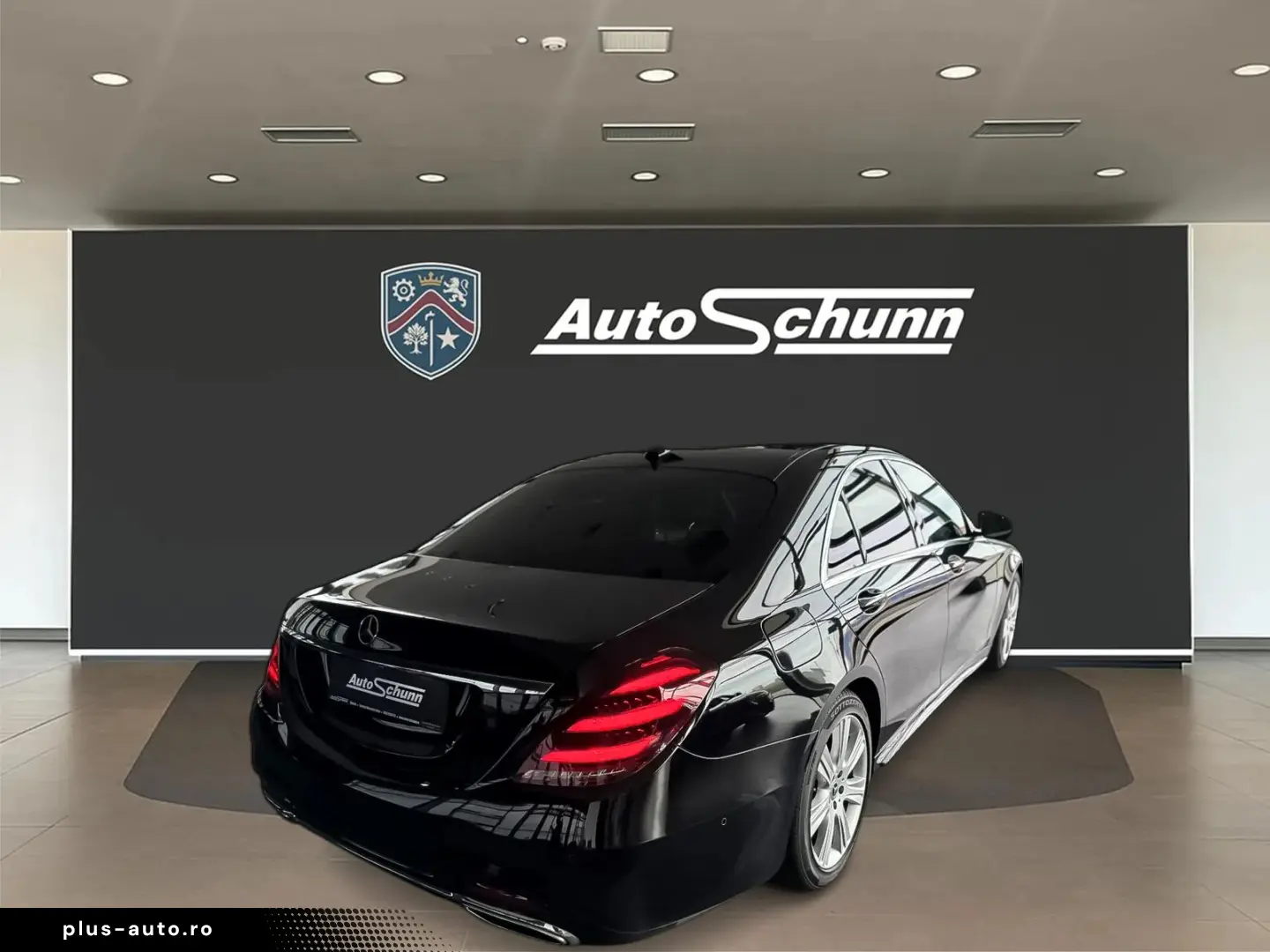 Mercedes-Benz S