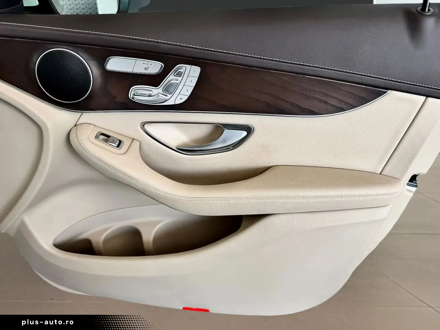 Mercedes-Benz GLC 300 de 4 Matic KEYLESS PANO