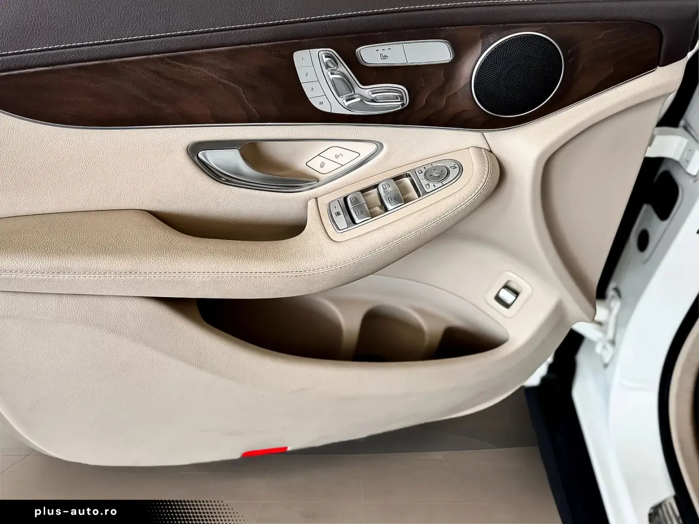 Mercedes-Benz GLC 300 de 4 Matic KEYLESS PANO