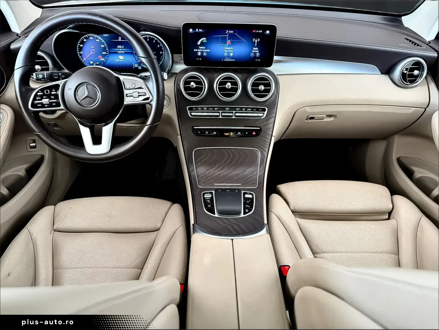 Mercedes-Benz GLC 300 de 4 Matic KEYLESS PANO