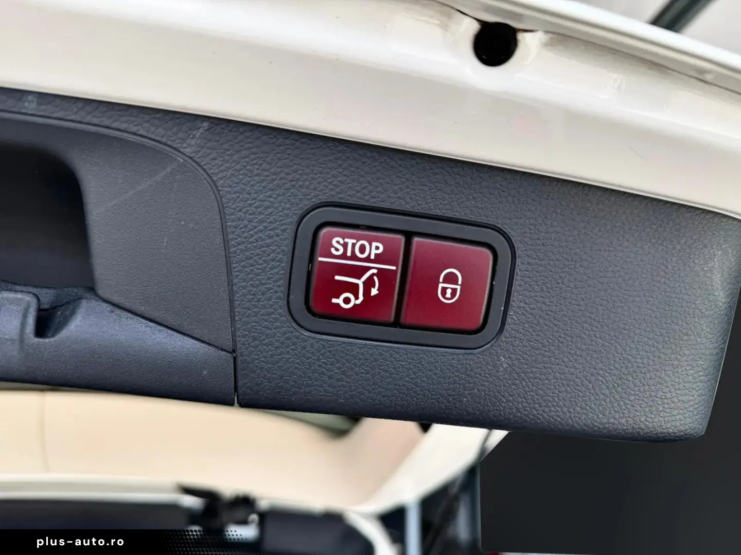 Mercedes-Benz GLC 300 de 4 Matic KEYLESS PANO