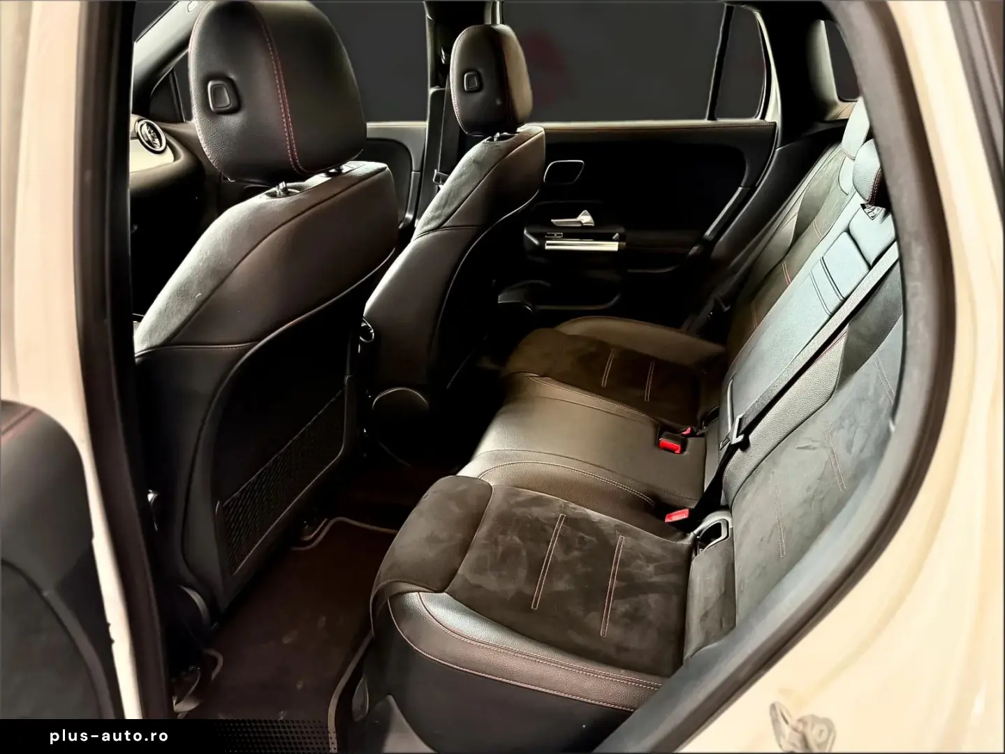 Mercedes-Benz EQA 250 AMG Pano KEYLESS Distronic Plus