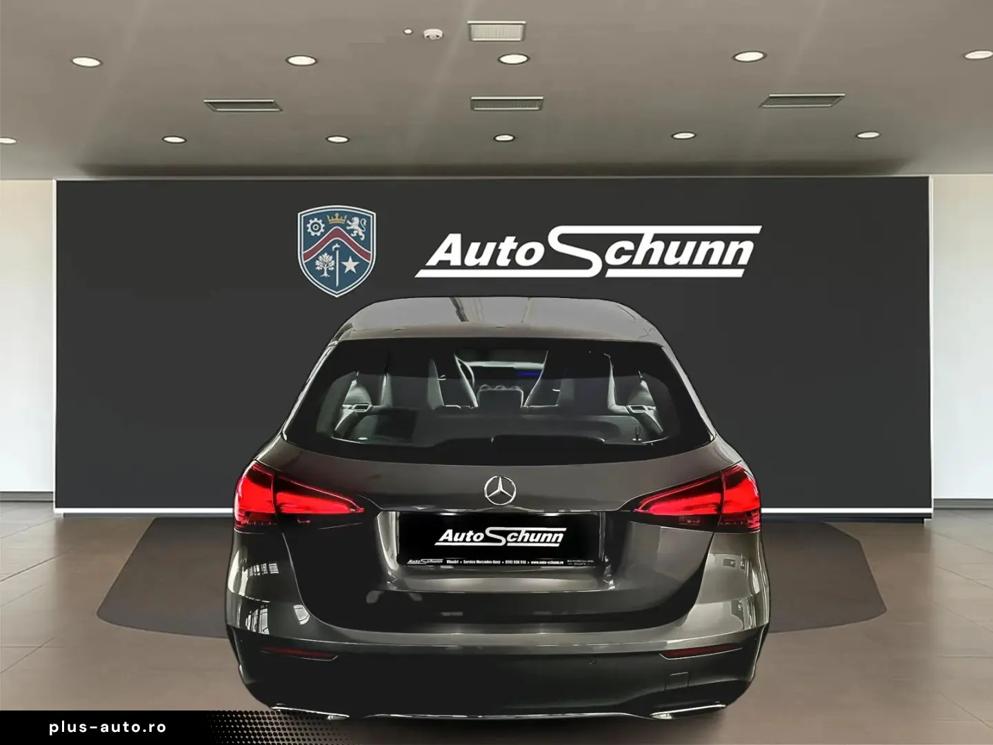 Mercedes-Benz A-200