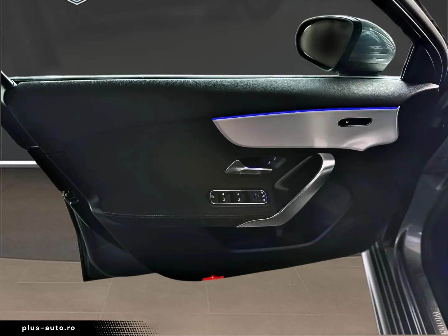 Mercedes-Benz A-200