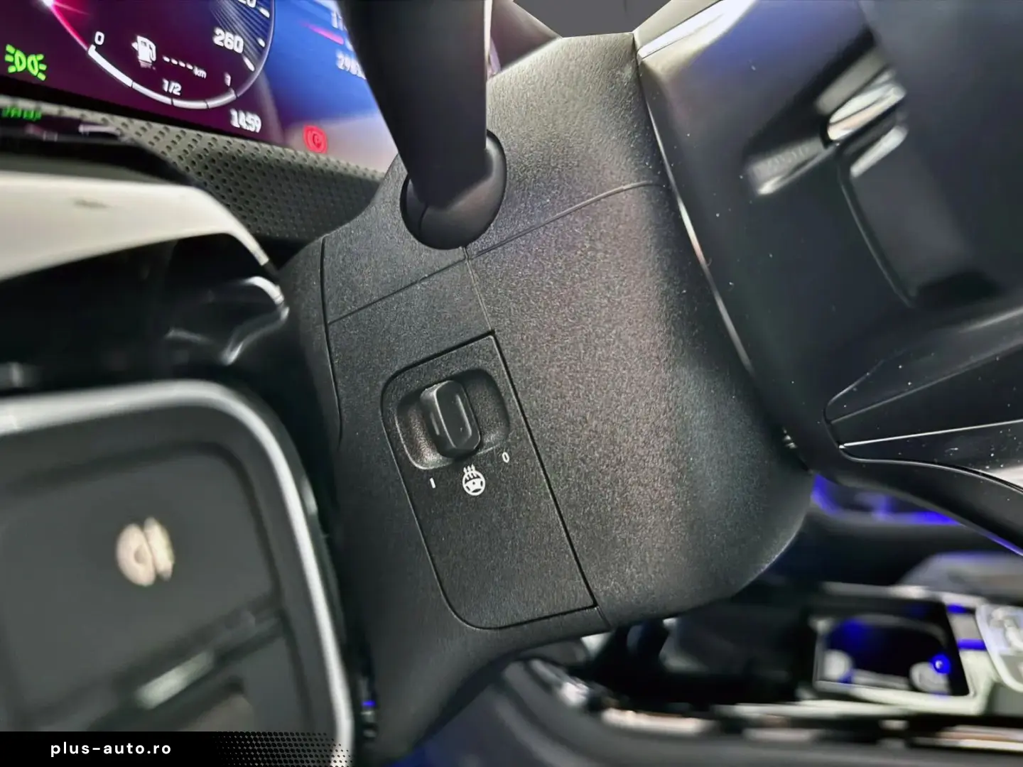 Mercedes-Benz A-200