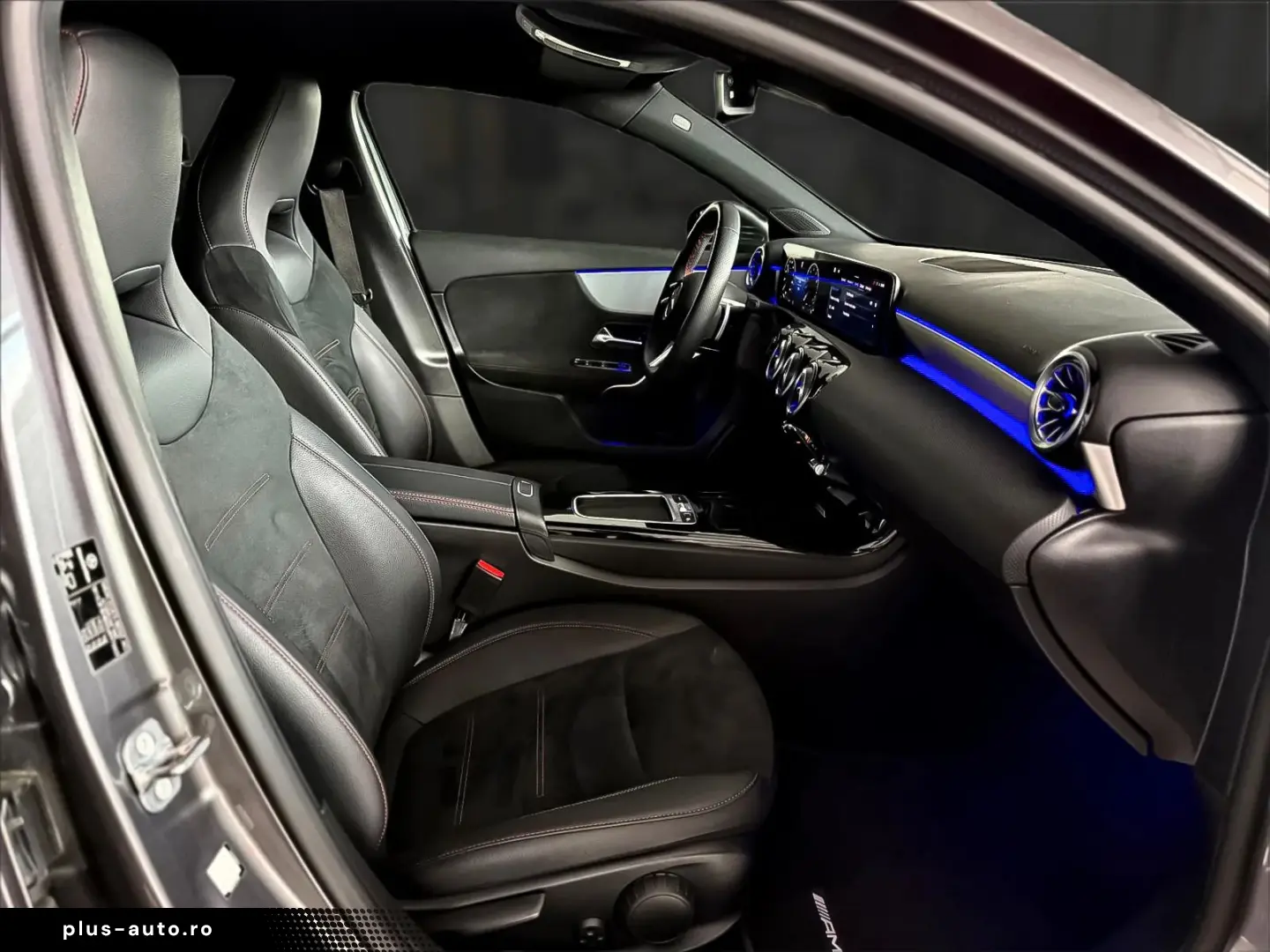 Mercedes-Benz A-200