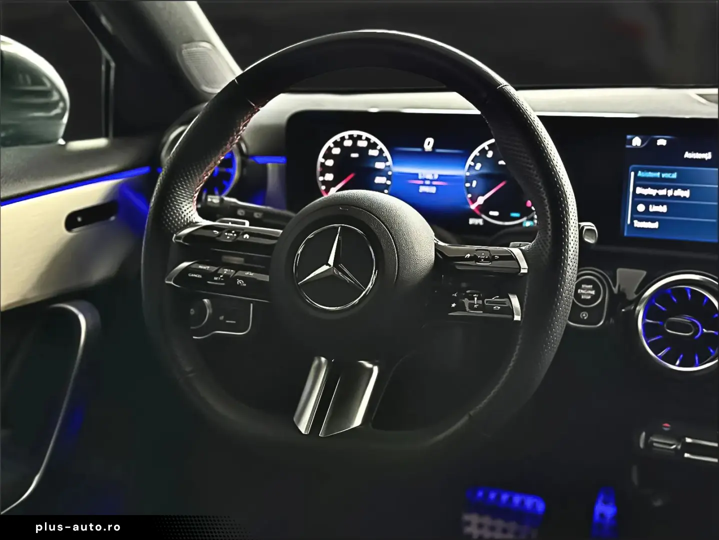 Mercedes-Benz A-200